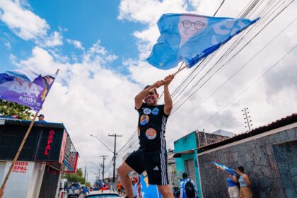 Fábio Mitidieri vai a lançamento da candidatura de Katarina Feitoza