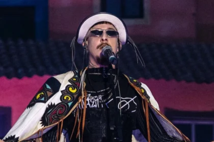 Getúlio Abelha leva forró a SP em show na Casa de Francisca