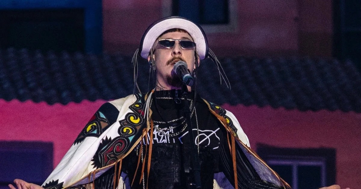 Getúlio Abelha leva forró a SP em show na Casa de Francisca