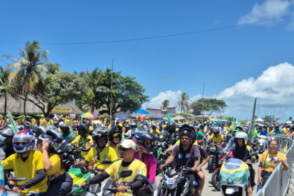 Motociata de Flávio Bolsonaro na Orla de Atalaia, em Aracaju