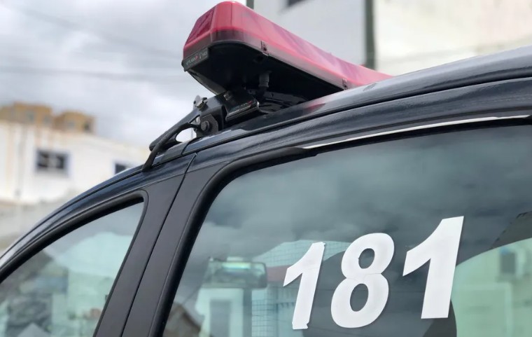 Polícia prende casal após perícia em celulares que os ligou a crimes sexuais