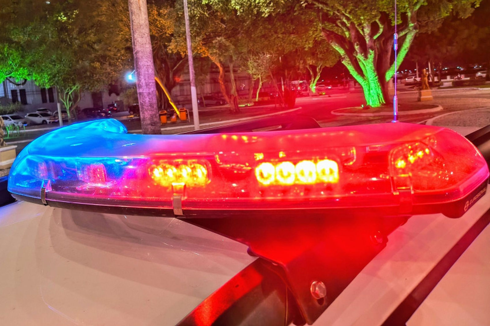 Policial atira e fere homem no CISP de Capela após tentativa de tomar arma