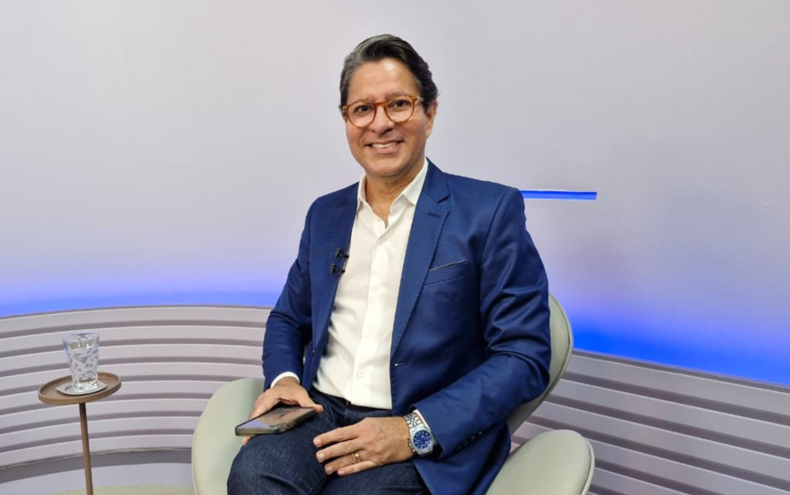 Ricardo Marques anuncia teto para impostos e redução de filas em hospitais
