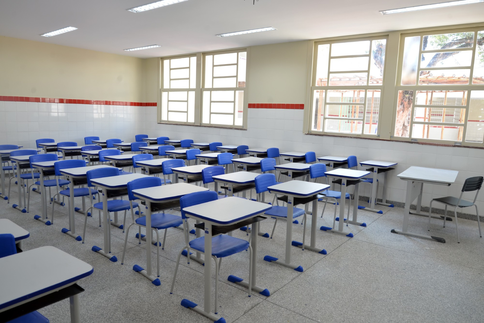 Tribunal mantém proibição da greve dos professores e multa ao Sintese