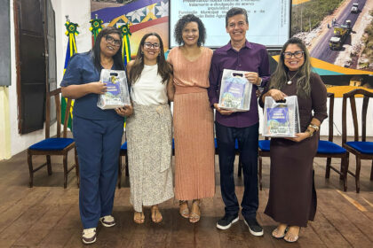Representantes da UFS e da Prefeitura de São Cristóvão durante a cerimônia
