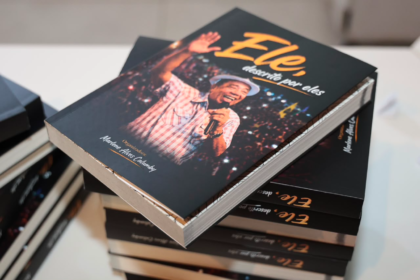 Assembleia lança livro com depoimentos sobre João Alves Filho