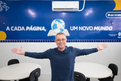 O governador Fábio Mitidieri durante agenda de campanha